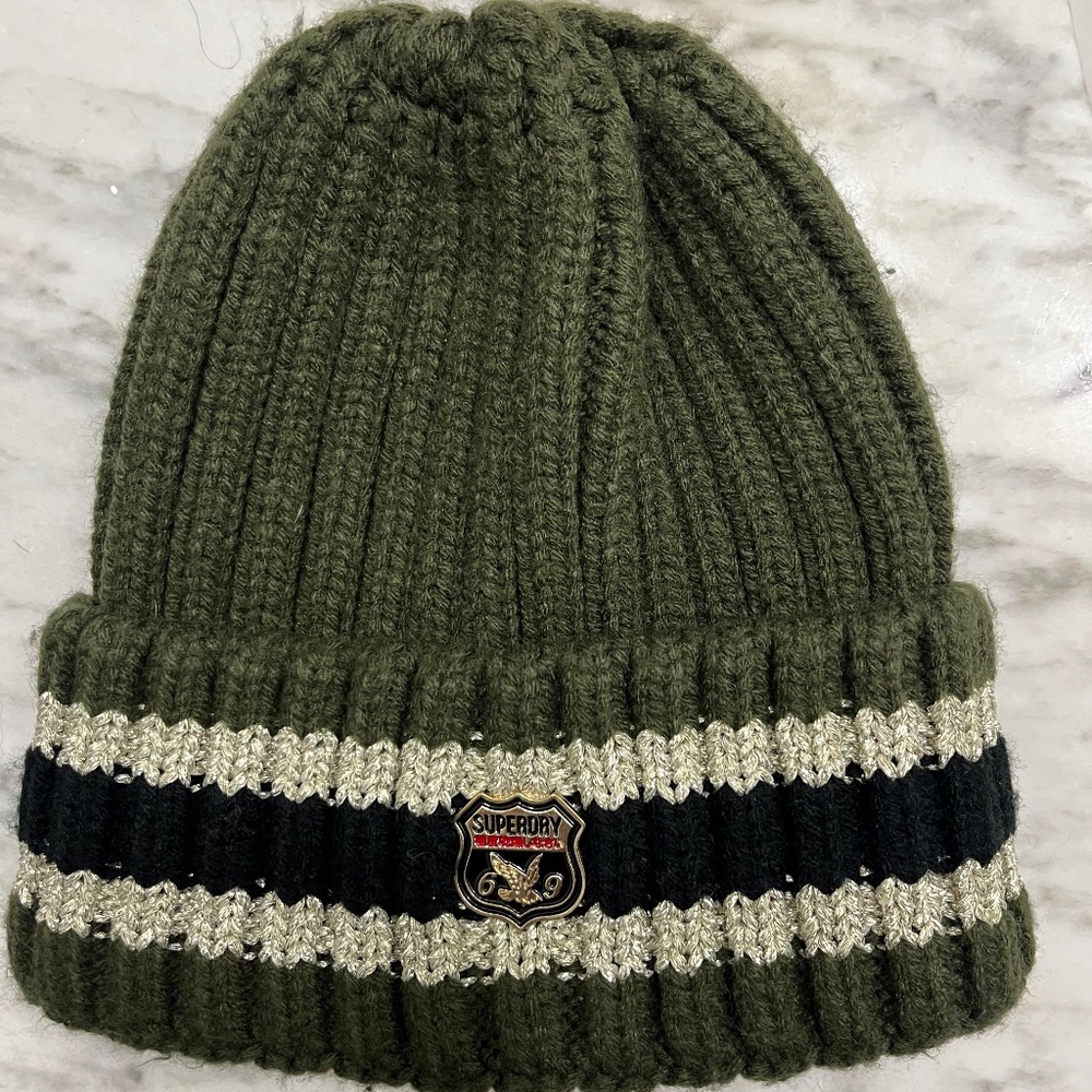 Limited edition Superdry cable knit toque hat unisex